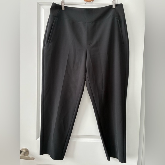 Athleta Pants - Athleta Size 16 Pull-On Pants - Black